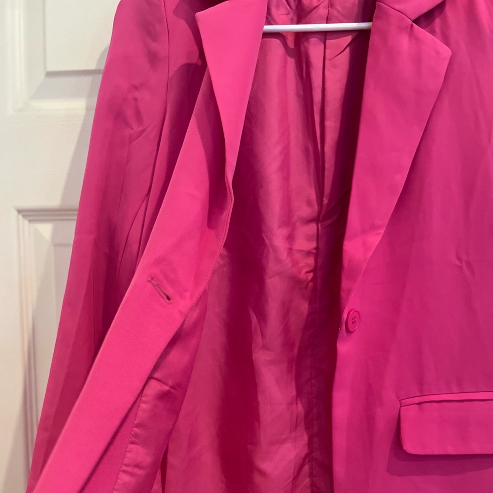 PINK LILY/feather accents on sleeves, vibrant pink blazer - Picture 5 of 9